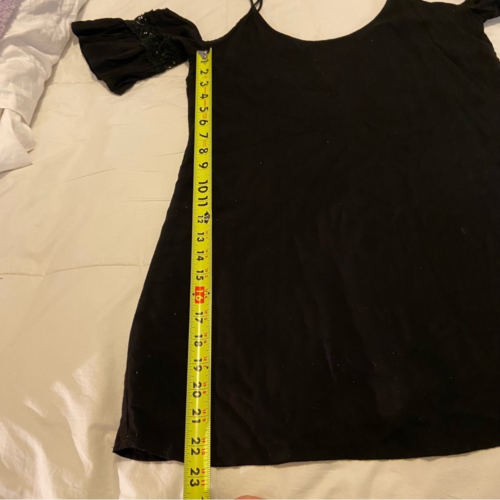 Cold Shoulder Top - Picture 5 of 11